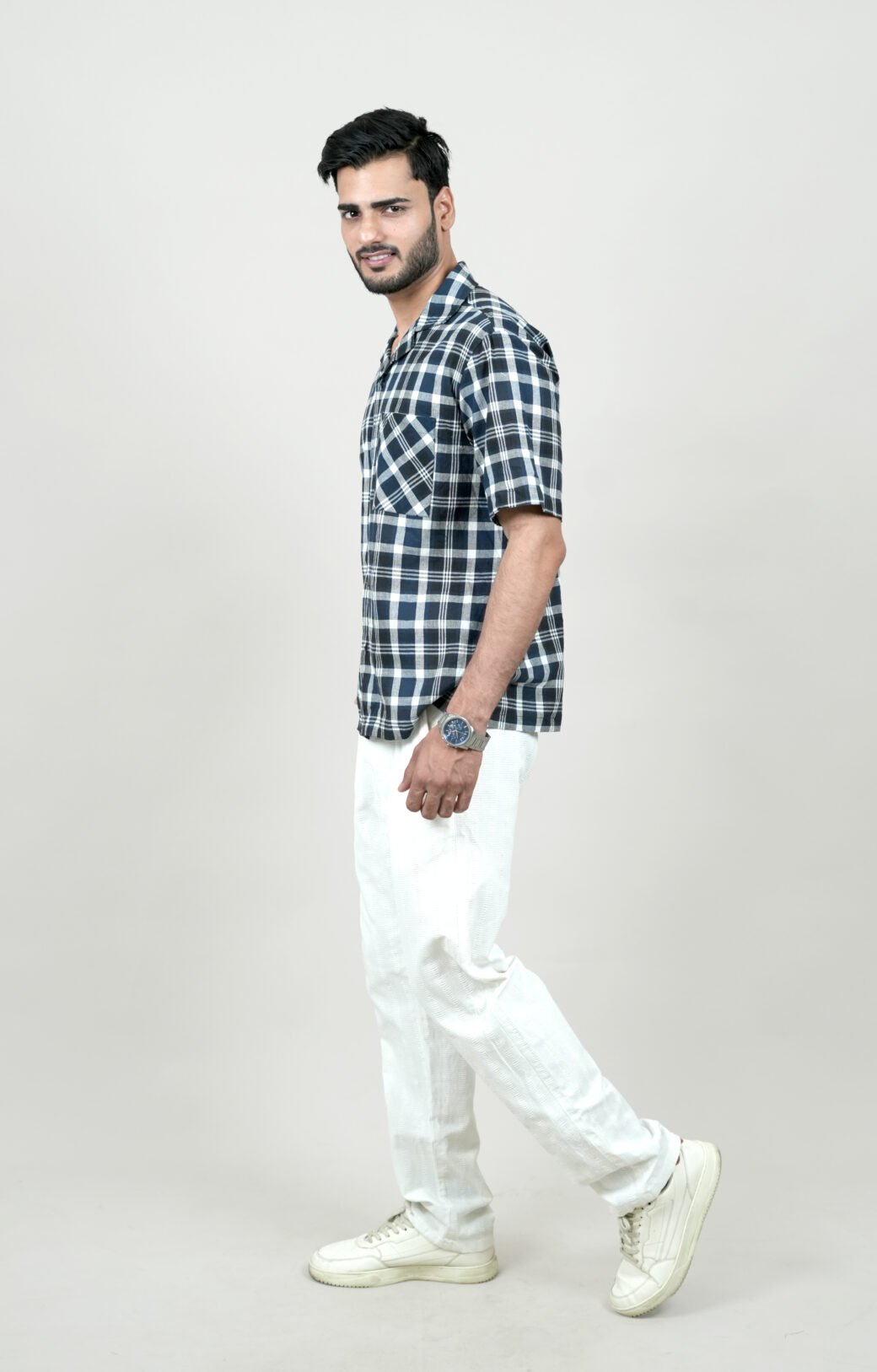 Check Camp Collar - Image 4